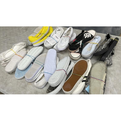 8296 - 15X PAIRS OF NEW FOOTWEAR / SEE IMAGES / C25