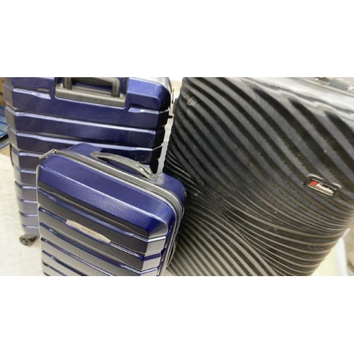 8303 - 3X CASES INCL. X2 SAMSONITE / A15