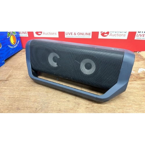 8500 - LG PN7 PORTABLE WIRELESS SPEAKER / NO POWER, SIGNS OF USE, NO BOX OR CHARGING CABLE