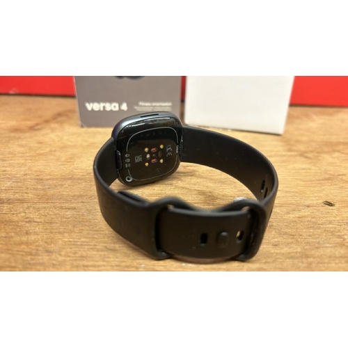 8509 - FITBIT VERSA 4 BLACK FITNESS TRACKER WATCH / UNTESTED, MINIMAL SIGNS OF USE, NO CHARGING CABLE