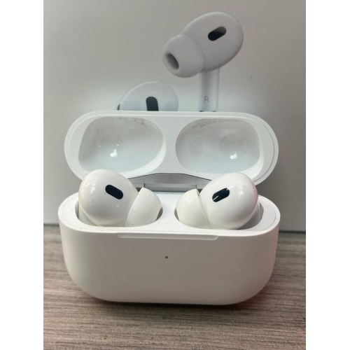 8518 - APPLE AIRPODS PRO (2ND GENERATION)(USB-C), MTJV3ZM/A / POWERS UP & CONNECTS VIA BLUETOOTH WITH SOUND... 