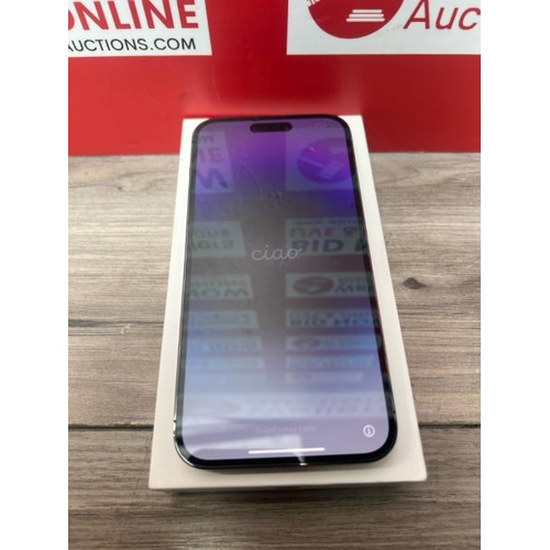 8522 - IPHONE 14 PRO MAX 256 MQ9X3ZD/A DEEP PURPLE / POWERS UP / ICLOUD UNLOCKED / SIGNS OF USE / IN VERY G... 