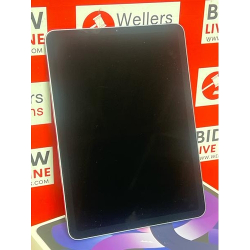 8523 - IPAD AIR WIFI 256 MME63B/A / POWERS UP / ICLOUD UNLOCKED / SIGNS OF USE / IN VERY GOOD COSMETIC COND... 