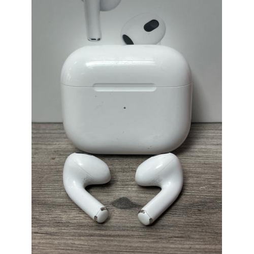 8532 - APPLE AIRPODS (3RD GEN) WITH LIGHTNING CHARGING CASE, MPNY3ZM/A / POWERS UP & CONNECTS VIA BLUETOOTH... 