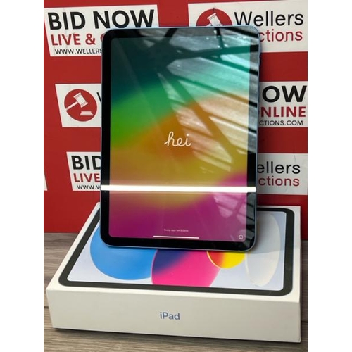 8536 - APPLE IPAD 10TH GEN / 10.9 INCH / WIFI / 64GB / BLUE /MPQ13B/A / POWERS UP / ICLOUD UNLOCKED / APPEA... 