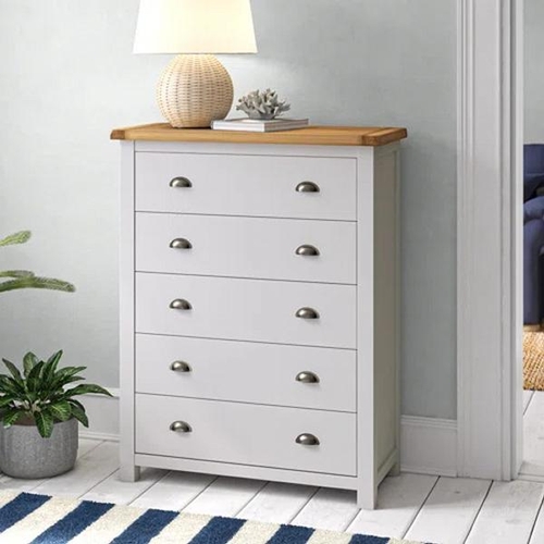 8067 - BEACHCREST HOME ANDROMEDA 5 DRAWER 90CM W CHEST OF DRAWERS / KNOB COLOUR: CHROME / RRP: �209.99 / C2