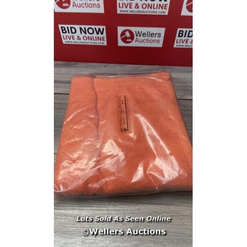 8055 - CATHERINE LANSFIELD QUICK DRY BATH TOWEL / ORANGE / RRP 8 / APPEARS NEW OPEN BOX / G68 - G81