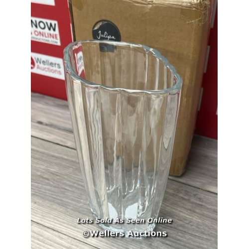 8073 - JULIPA CLEAR VASE / CLEAR / RRP 20 / APPEARS NEW OPEN BOX / G68 - G81