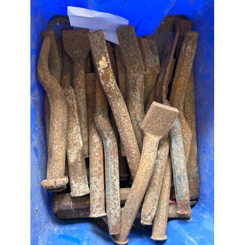 8030 - CRATE OF VINTAGE CAULKING IRONS / T15