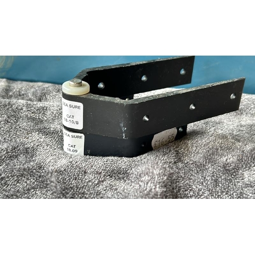 8032 - CRATE OF SEASHORE ALUMINIUM DINGHY RUDDER GUDGEON AND PINTLES / T15