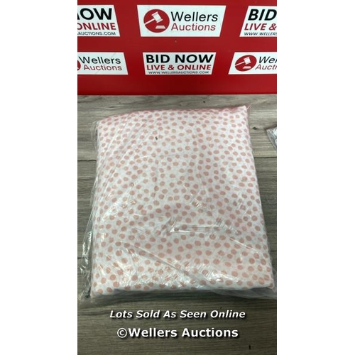 8193 - AT HOME COLLECTION NIM DOTTY DUVET / BLUSH/WHITE / KING / RRP 26 / APPEARS NEW OPEN BOX / G68 - G81