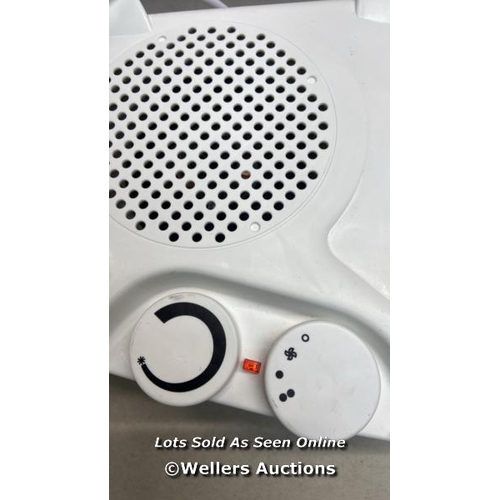 6015 - WARMLITE WL44001 THERMO FAN HEATER WITH 2 HEAT SETTINGS AND OVERHEAT PROTECTION, 2000W, WHITE / G3