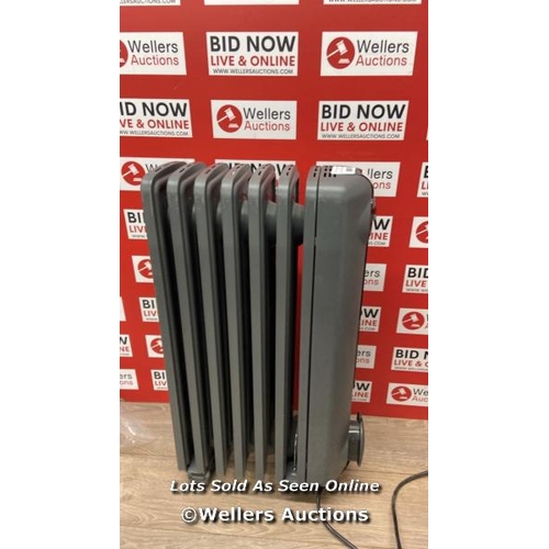 129 - DE'LONGHI RADIA S OIL FILLED 1.5KW GREY RADIATOR TRRS0715E.G / POWERS UP / MINIMAL SIGNS OF USE / P8