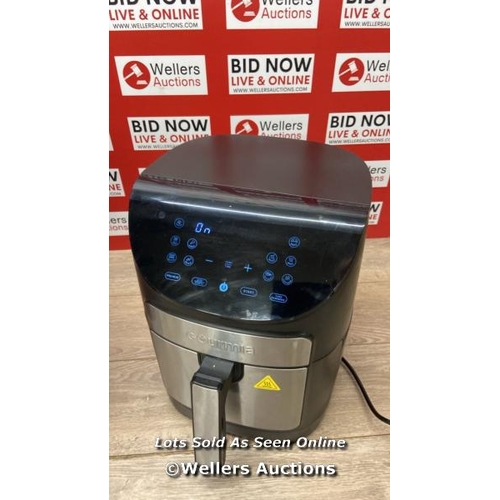 138 - GOURMIA 6.7L DIGITIAL AIR FRYER / POWERS UP / SIGNS OF USE / B33