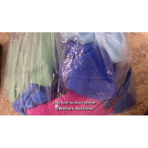 567 - BAG OF YOGA AND SWIMMING TOWELS / DS [0]