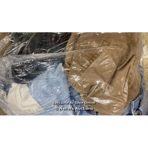 619 - BAG OF JEANS / DS [0]