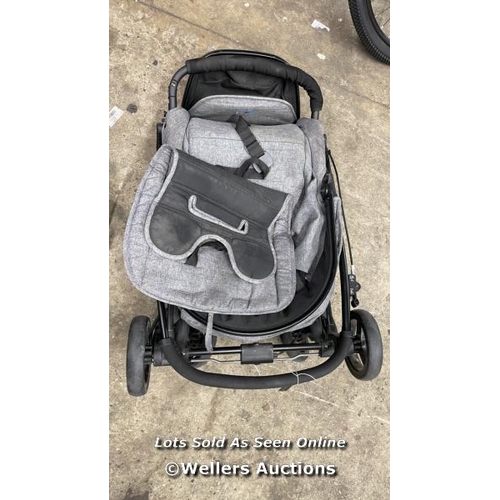 631 - PUSHCHAIR / DS [0]