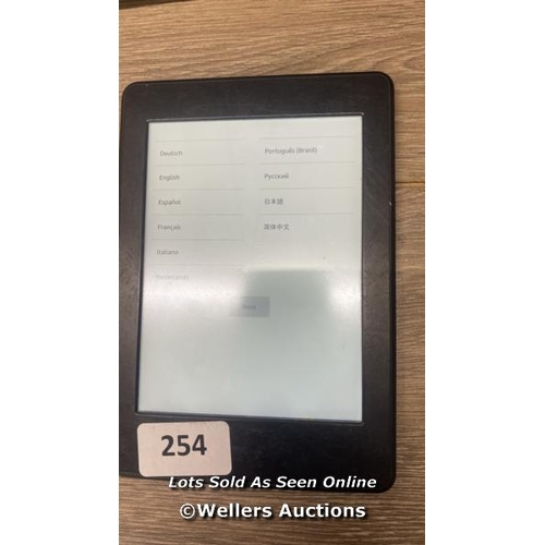 681 - AMZON KINDLE MODEL  / DS [0]