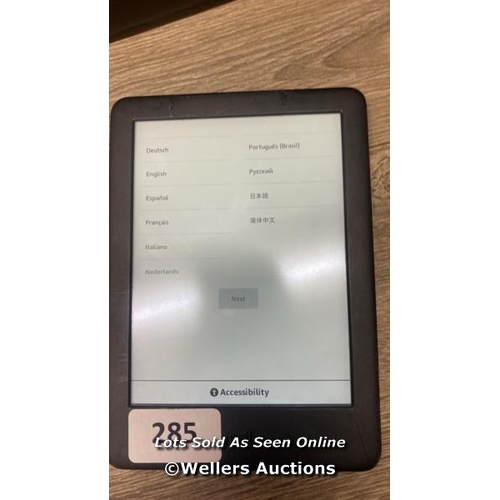 713 - AMAZON KINDLE MODEL J9G29R / DS [0]