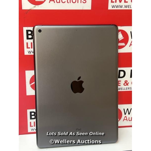 9303 - APPLE IPAD 9TH GEN / 10.2 INCH / WIFI / 64GB / SPACE GREY / MK2K3B/A / POWERS UP / ICLOUD UNLOCKED /... 