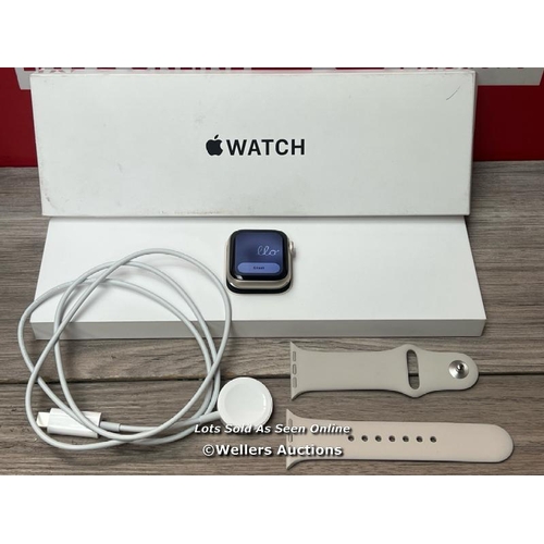 9306 - APPLE WATCH SE 40 GPS S/M MR9U3QA/A, STARLIGHT ALUMINUM / POWERS UP & CONNECTS TO IPHONE / ICLOUD UN... 