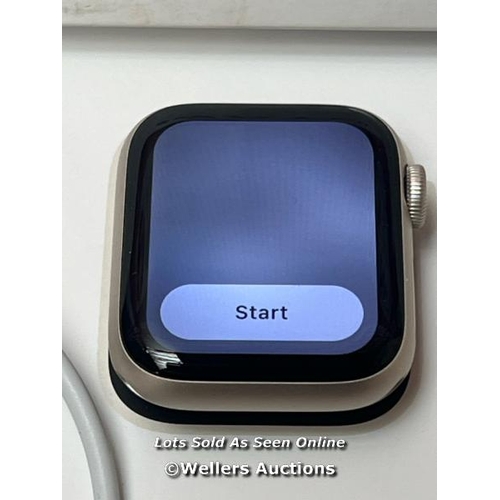 9306 - APPLE WATCH SE 40 GPS S/M MR9U3QA/A, STARLIGHT ALUMINUM / POWERS UP & CONNECTS TO IPHONE / ICLOUD UN... 