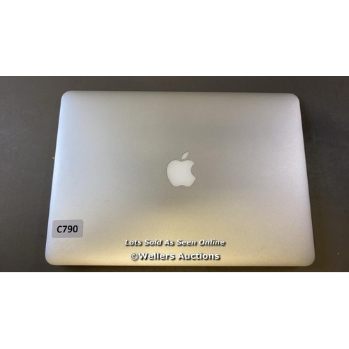 9521 - APPLE MACBOOK AIR 13