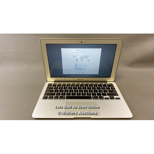 9526 - APPLE MACBOOK AIR 11