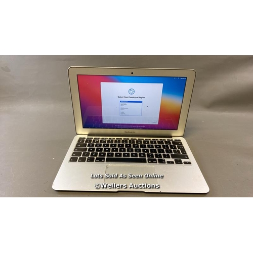 9529 - APPLE MACBOOK AIR 11