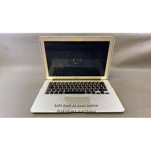 9530 - APPLE MACBOOK AIR 13