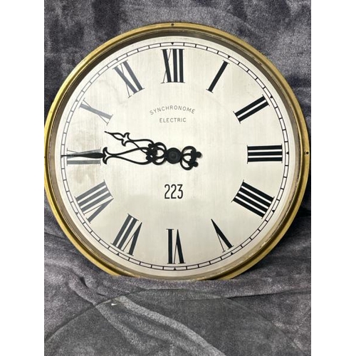 15 - VINTAGE BRASS SYNCHRONOME ELECTRIC WALL CLOCK FACE WITH SEPERATE GLASS , 49.5CM DIAMETER / 7655302 /... 