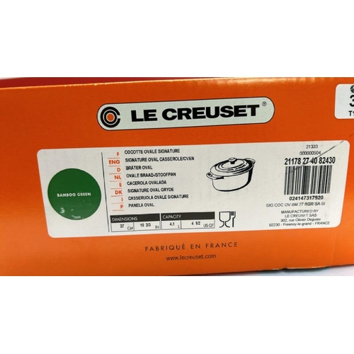 304 - LE CREUSET CAST IRON OVAL CASSEROLE DISH (27CM) / BAMBOO GREEN / RRP: �275 / APPEARS NEW PLEASE SEE ... 