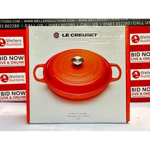 309 - LE CREUSET SIGNATURE CASSEROLE/BRAISER DISH / VOLCANIQUE FLAME / NEW SEE IMAGES / H69