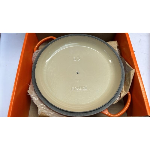 309 - LE CREUSET SIGNATURE CASSEROLE/BRAISER DISH / VOLCANIQUE FLAME / NEW SEE IMAGES / H69