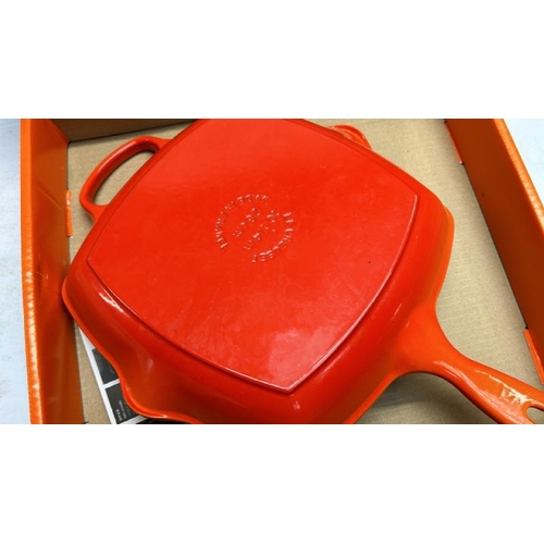 310 - LE CREUSET SIGNATURE SQUARE SKILLET / VOLCANIQUE FLAME / NEW SEE IMAGES / H69