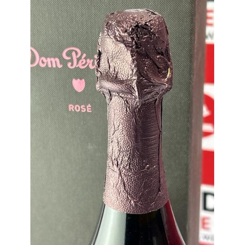 330 - DOM P�RIGNON ROS� VINTAGE 2008 75CL IN GIFT BOX / APPEARS NEW / RRP �395.00 / H71