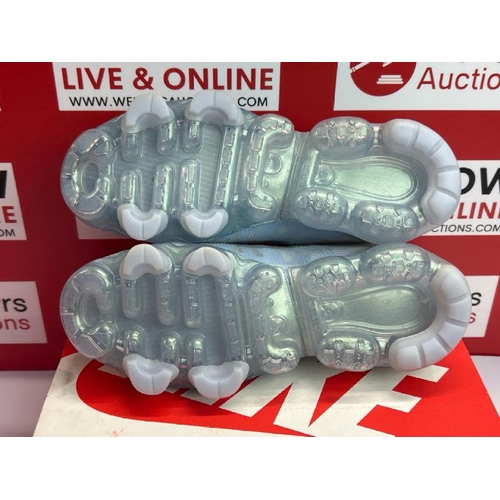 43 - YOUTH NIKE AIR VAPORMAX 2019 GS LOW TRAINERS TRAINERS UK5/US5.5Y / E69