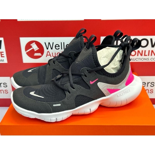 51 - YOUTH NIKE FREE RN 5.0 (GS) TRAINERS UK4 / E69