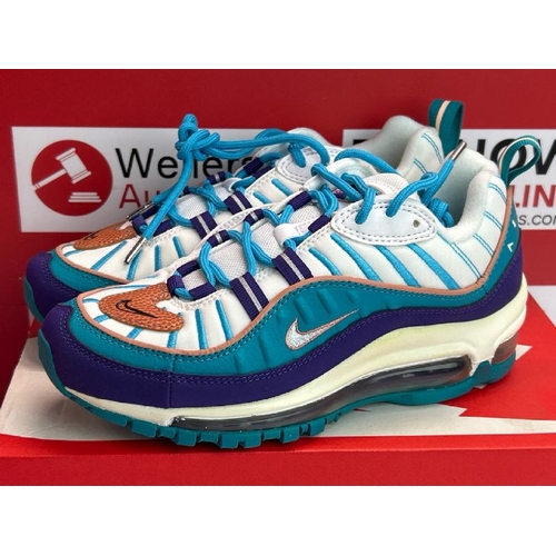 58 - LADIES NEW NIKE AIR MAX 98 TRAINERS UK3 / E70