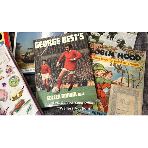 29 - Assorted books and annuals, subjects include military, football and collectables / AN3