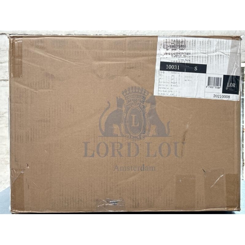 363 - LORD LOU PET BED, 49 X 31 X 41CM / RRP: �350 / NEW / H36