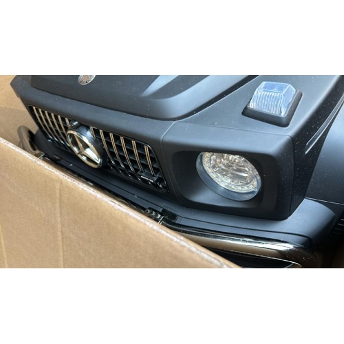 369 - CARZ 4 KIDZ MERCEDES 24V G63 XL MATTE BLACK 1 RIDE ON CAR / RRP: �479 / MINIMAL SIGNS OF USE, SEE IM... 