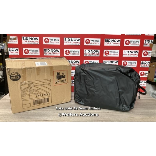 2014 - AMAZON BASICS ROOFTOP CARGO CARRIER BAG, BLACK, 424.8 LITRES, 15 CU. FT. / APPEARS NEW OPEN BOX / G3... 