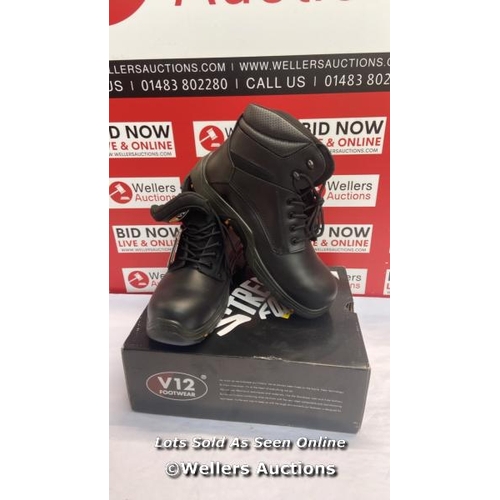 2026 - V12 FOOTWEAR UNISEX ADULTS V12 VR600 01 10 BISON IGS BOOTS SIZE BLACK, BLACK, SIZE UK / G34