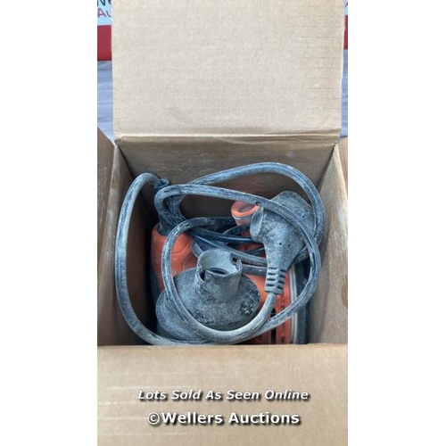 2110 - BLACK+DECKER 230W RANDOM ORBIT SANDER / SIGNS OF USE / G43