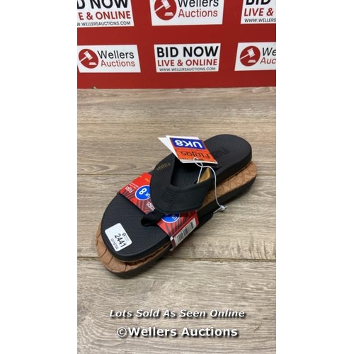 2441 - GENTS NEW FLOJOS FLIP FLOPS / UK 8  / A47