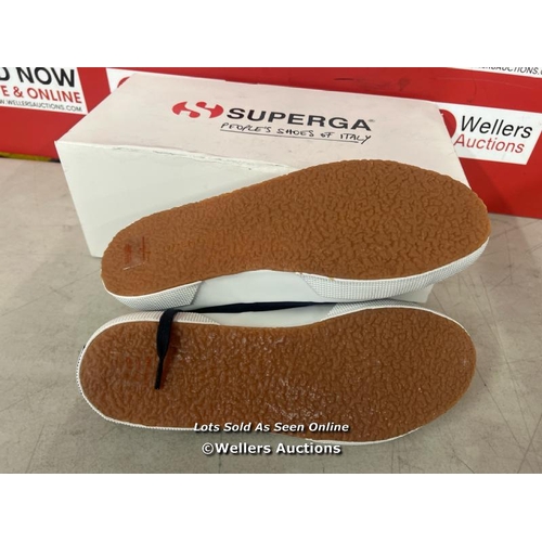 2493 - NEW AND BOXED SUPEGRA CLASSIC COTTON SHOES / UK 7 / B10