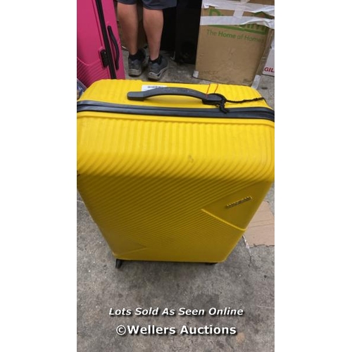 2570 - AMERICAN TOURISTER ZAKK LARGE HARDSIDE SPINNER CASE / SIGNS OF USE / ONE ZIP BROKEN / P7