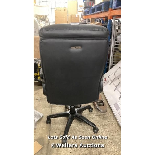 2634 - LA-Z-BOY AIR EXECUTIVE CHAIR   / SIGNS OF USE / W3