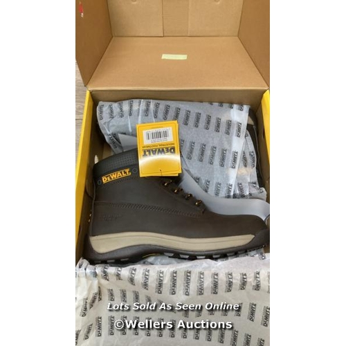 2706 - DEWALT MASON SAFETY BOOTS / UK 9 / BROWN / D33